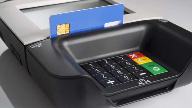 Планшет Ingenico с бесконтактной оплатой может заменить стандартные POS-терминалы Планшет Ingenico с бесконтактной оплатой может заменить стандартные POS-терминалы