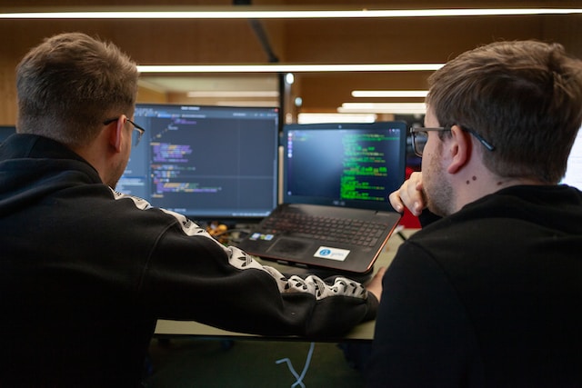 Доля отечественных IT-технологий в России впервые превысила зарубежные Доля отечественных IT-технологий в России впервые превысила зарубежные