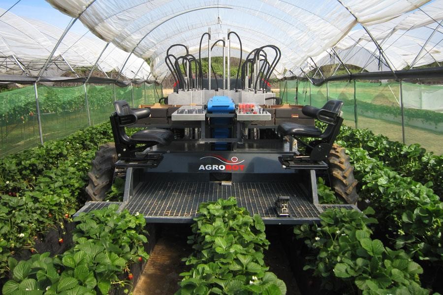 agrobot.jpg agrobot.jpg