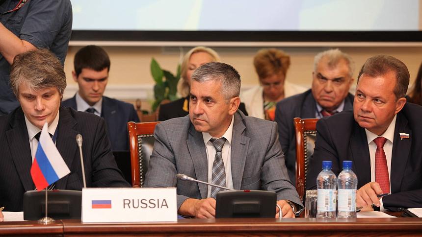 Министры СБЕРа активизируют сотрудничество в сфере ЭРА-ГЛОНАСС и eCall Министры СБЕРа активизируют сотрудничество в сфере ЭРА-ГЛОНАСС и eCall