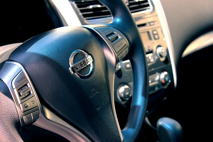 Nissan разрабатывает систему автоматического ухода авто от столкновения с препятствиями Nissan разрабатывает систему автоматического ухода авто от столкновения с препятствиями